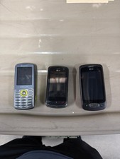 Android phone misc lot of 3 AS-IS picture