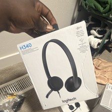 Logitech H151 Wired Stereo Headset 3.5mm Black, Boom Mic, 5.9ft Cable picture