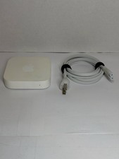 Apple MC414LL/A  AirPort Express Base Station Router (POWERED ON TESTED) B5 picture