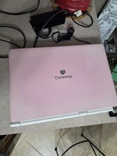 Gateway M Series SA6 Laptop Intel 3.00 GHz 3GB Ram 111GB HDD Windows Vista  PINK picture
