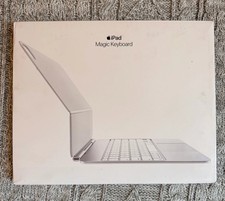 Apple Magic Keyboard iPad Pro 13