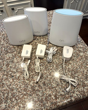 NETGEAR Orbi Mini RBR40 Router + 2 RBS20 Satellites Tri-Band Mesh 2200Mbps picture