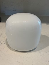 Google Nest Wifi Pro Wi-Fi 6E Mesh Router - Snow  (newest version) GREAT picture