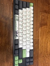 Ducky Keyboard Model  Miya68- Pro￼Panda picture