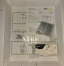 DATACOMM Electronics 45-8031-1C Recessed Media Box Outlet picture