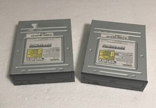 2 Toshiba Samsung SW-252 52X CD-Rewritable Internal 5.25 CD-R, CD-ROM, CD-RW picture