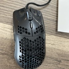Glorious Gaming Model O2 Wired Lightweight Gaming Mouse - Black Read/g picture