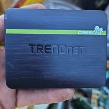 TRENDnet GREENnet TE100-S5/A 5-Port Fast Ethernet 100Mbps Unmanaged w/Adapter picture