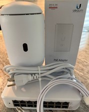 Ubiquiti UniFi UDM Dream Machine + POE Adapter + Network Lite 16 Poe Switch picture