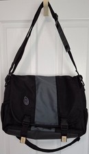 Timbuk2 Laptop / Messenger Bag, Can Hold 2 Notebooks, Excellent Condition picture