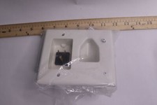 DataComm Electronics Flat Panel TV Cable Organizer Kit White 50-3323-WH picture