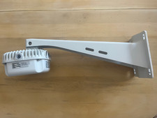Aruba 565 Outdoor Wi-Fi 6 Wireless Access Point  AP-565-US R4W44A w/ MOUNT picture