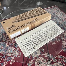 Apple Extended II Keyboard Prototype/Development Unit picture