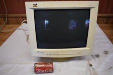 Vintage 2002 ViewSonic Optiquest Q71 Computer Monitor ViewSonic MN.VCDTS22355-6M picture