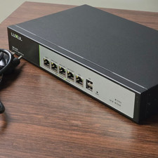 Luxul XBR-4400 Multi-WAN Gigabit Router Commercial Grade Network Router picture