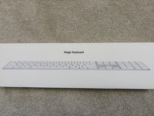 Apple  Magic Keyboard full size with Numeric Keypad usb-c port picture