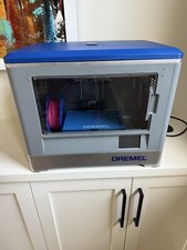 Dremel 3D2001 Idea Builder 3D Printer picture