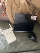Net gear EX6100 Extender And Netgear R6200v2 Smart Wi-Fi Router picture