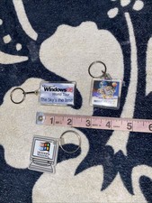 Vintage MICROSOFT Windows 95 Windows Word Perfect 7 Keychain Mix Lot 1995 90s OG picture
