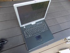 Gateway M275  14
